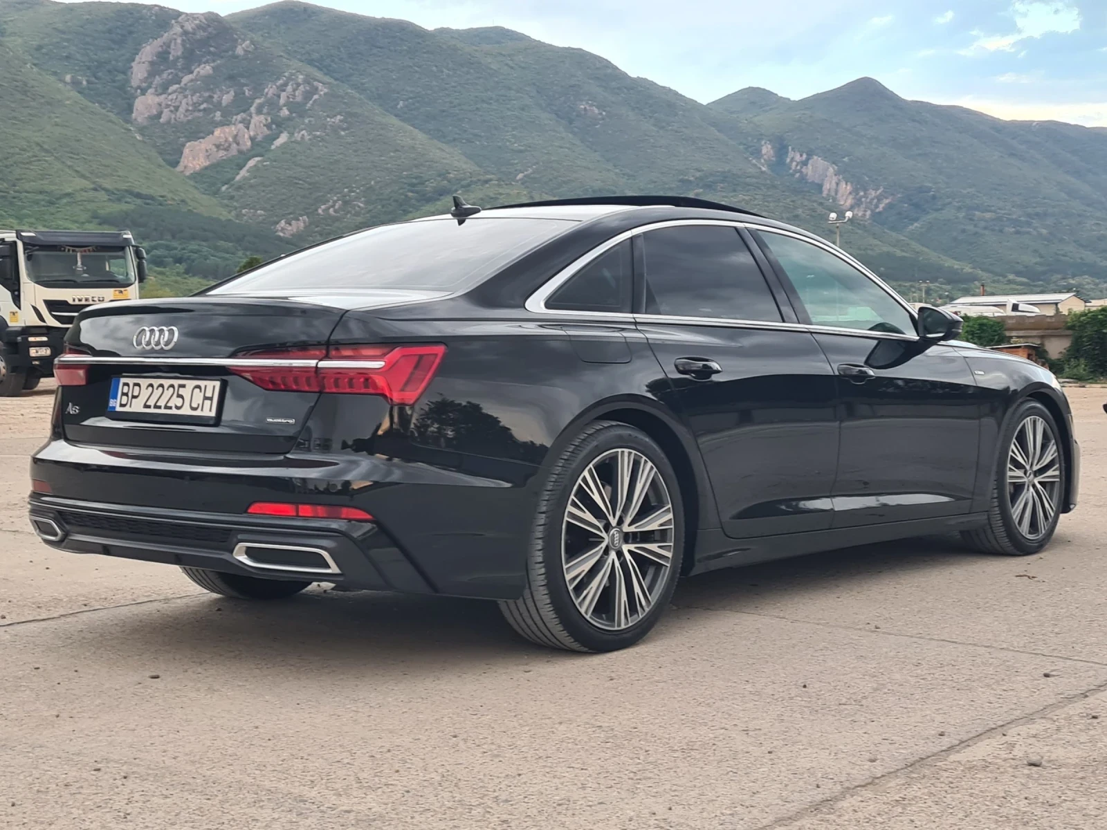 Audi A6 55TFSI QUATTRO S-LINE Лизинг - изображение 5