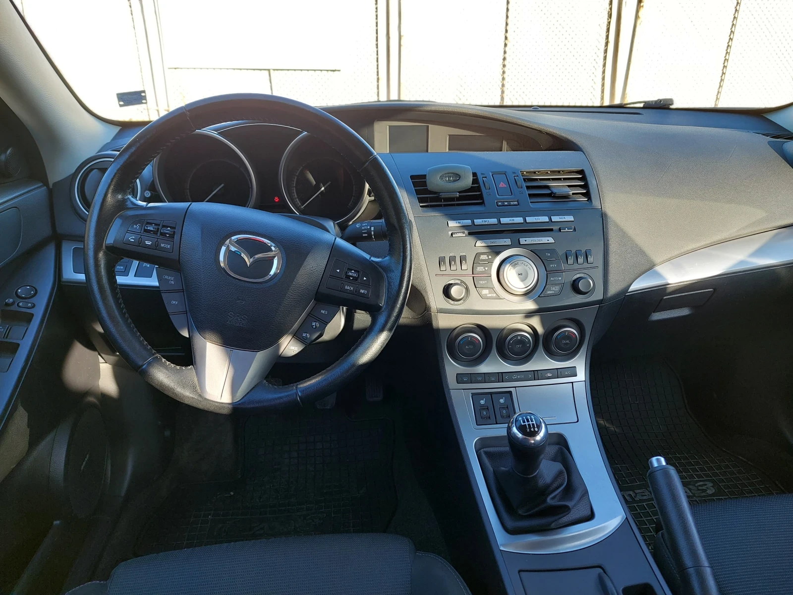 Mazda 3 2.2 185к.с - изображение 8