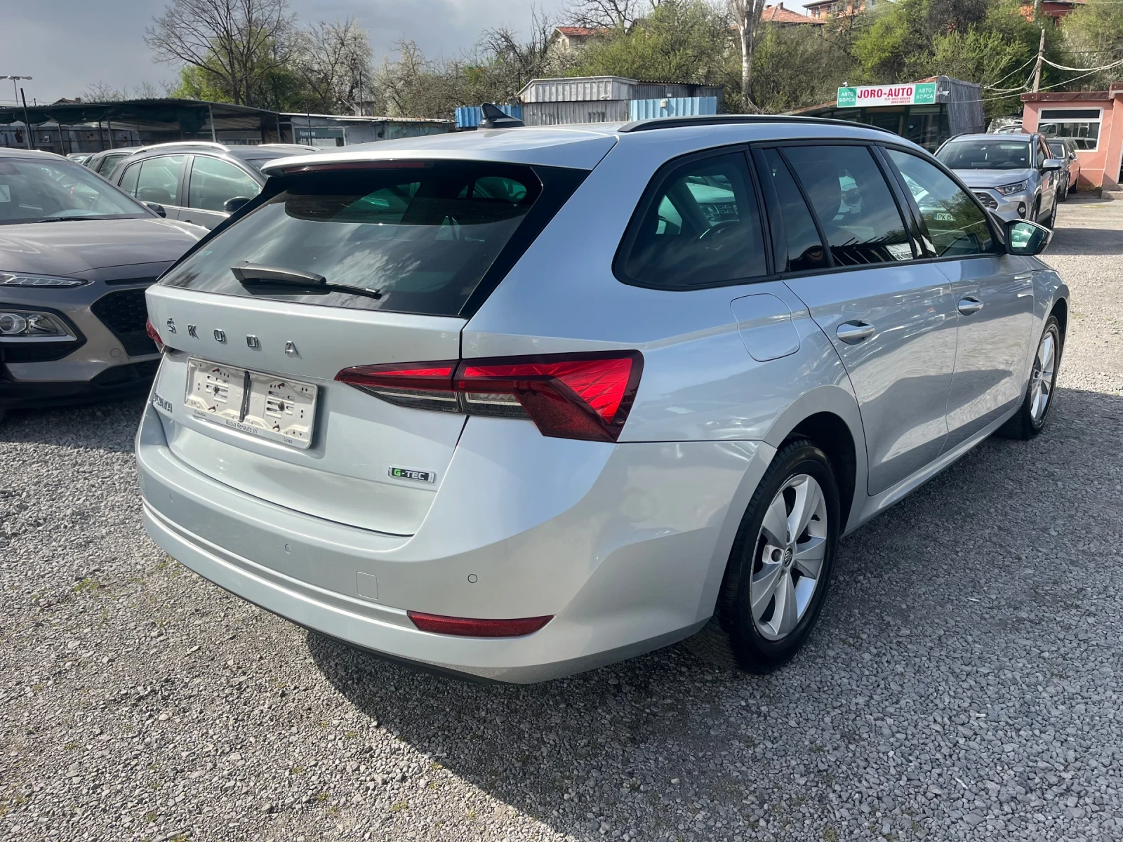 Skoda Octavia 1.5 G-TEC digital avtomat - изображение 6