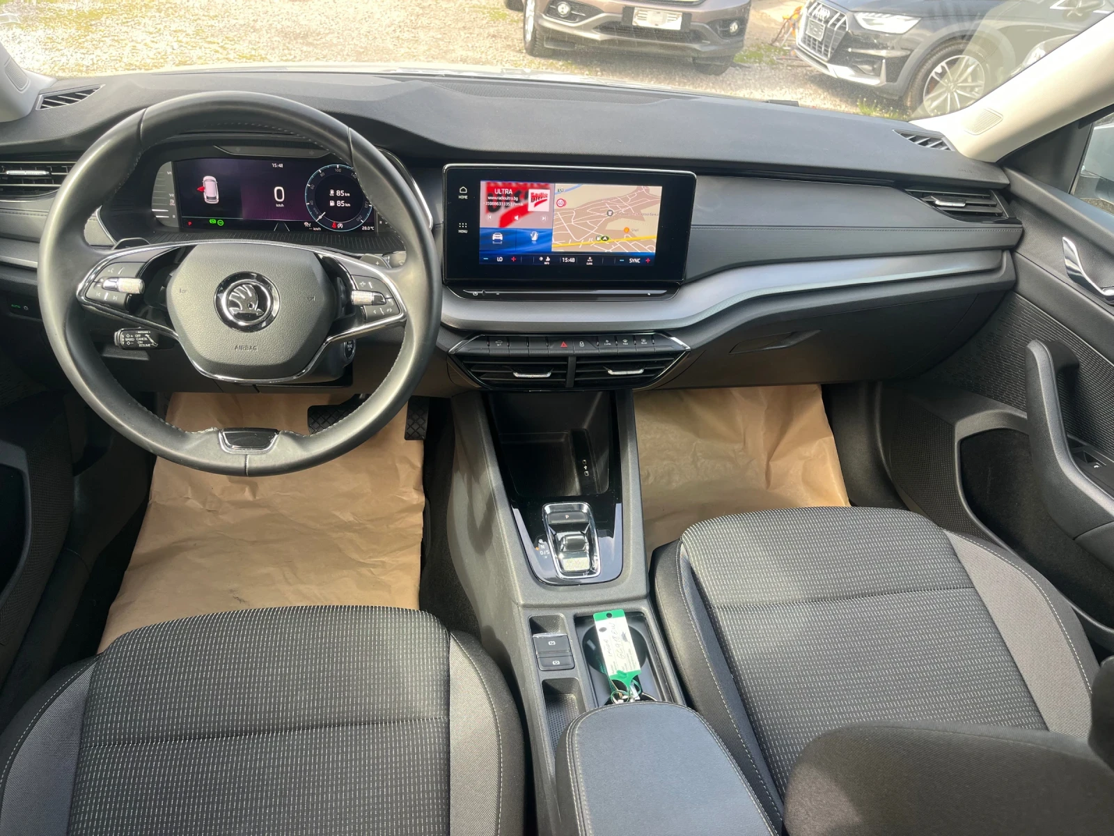 Skoda Octavia 1.5 G-TEC digital avtomat - изображение 8