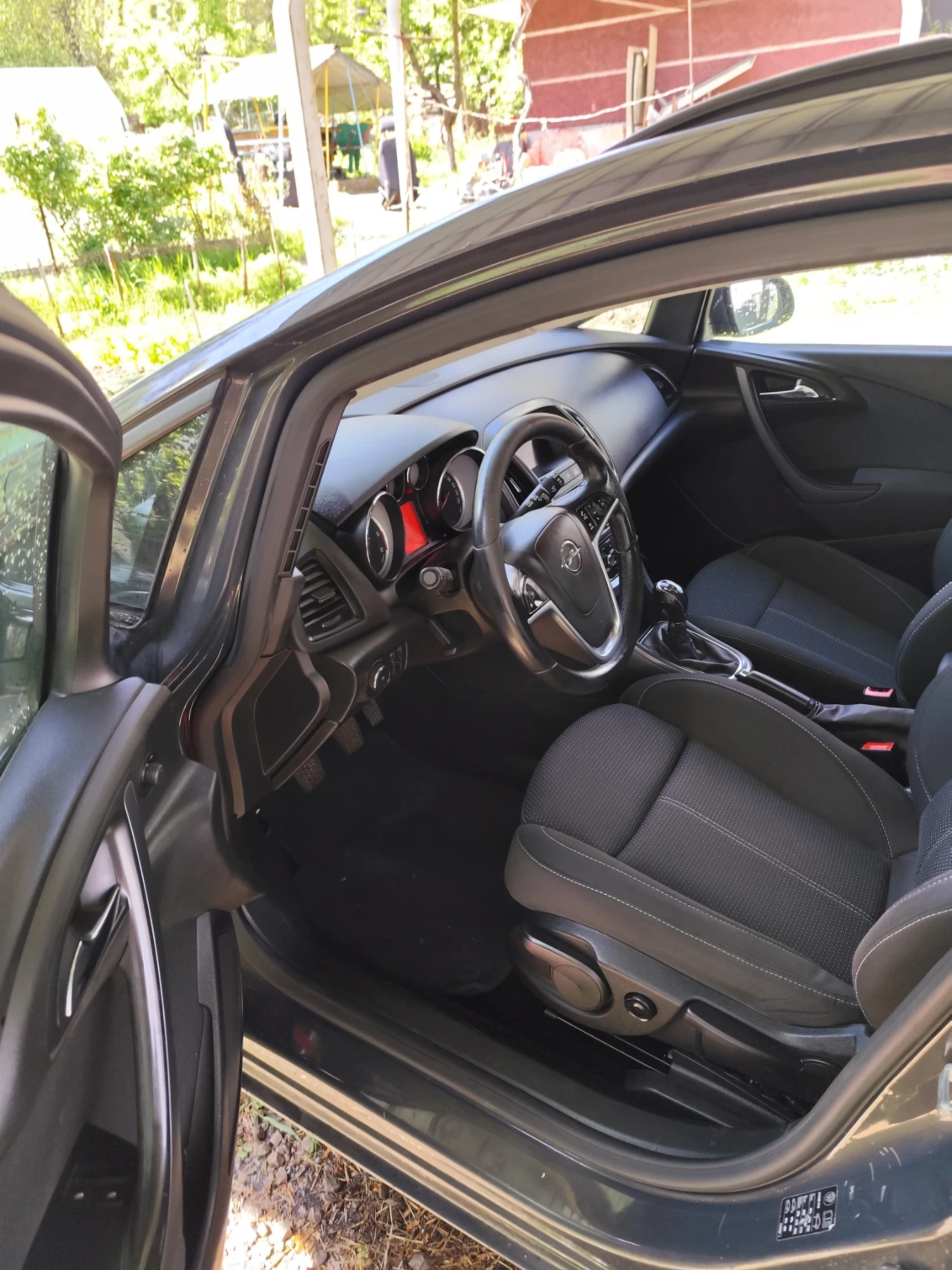 Opel Astra 1.6CDTI | Mobile.bg   12