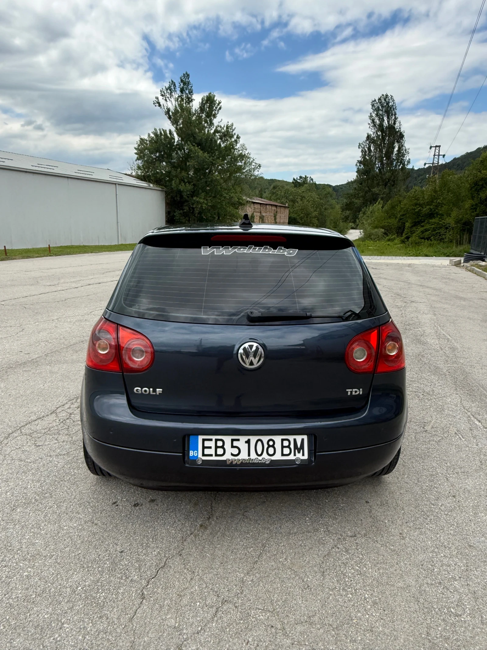 VW Golf 1.9tdi 105кс ръчка - изображение 4