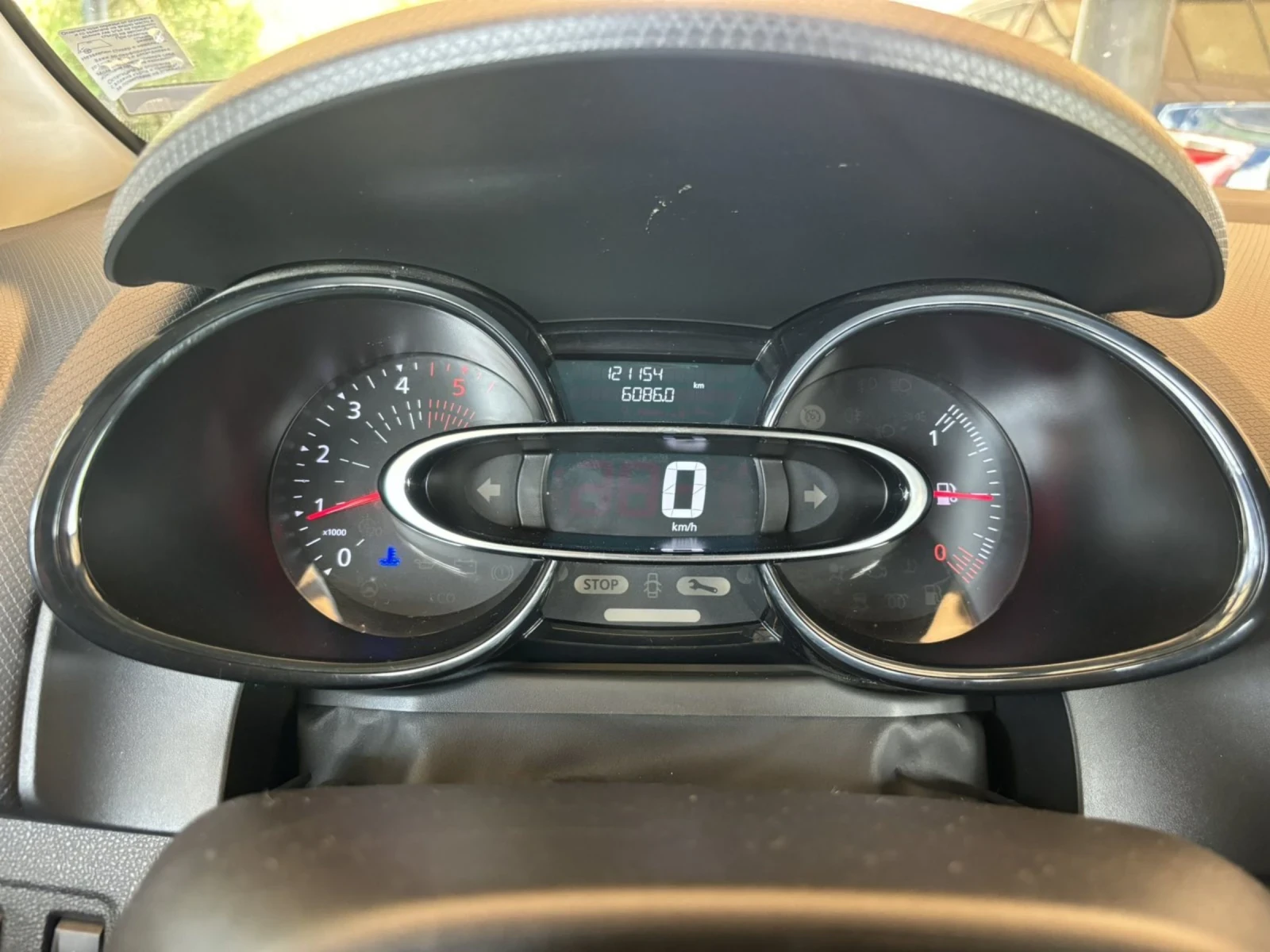 Renault Clio 1.5d - изображение 10