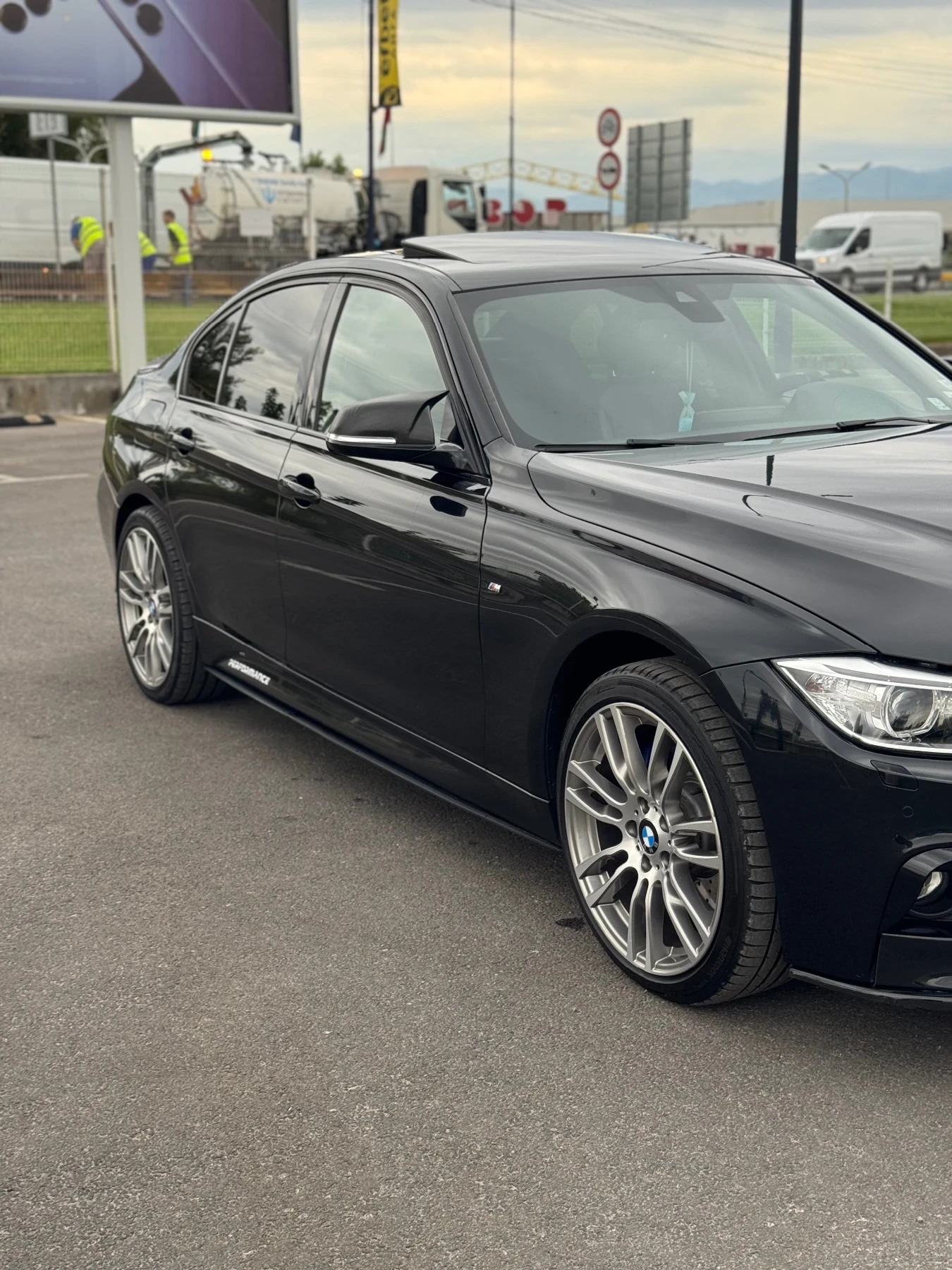 BMW 335  - изображение 2