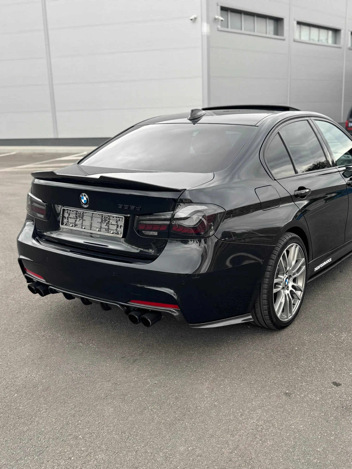 BMW 335  - изображение 7