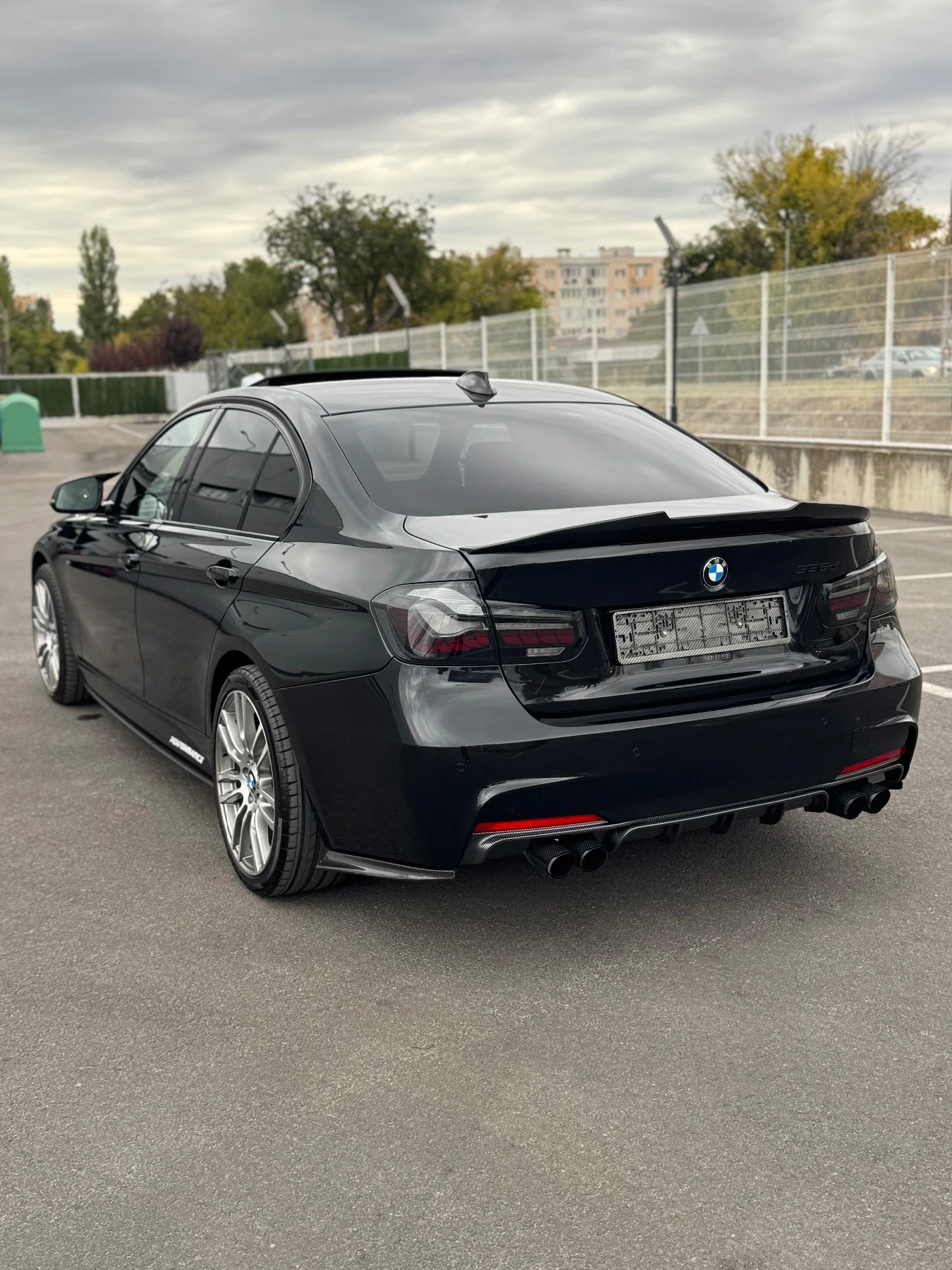 BMW 335  - изображение 5
