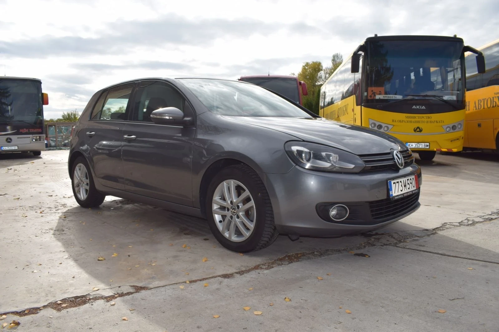 VW Golf 1.6 TDI- HIGHLINE- TOP | Mobile.bg — изображение 3