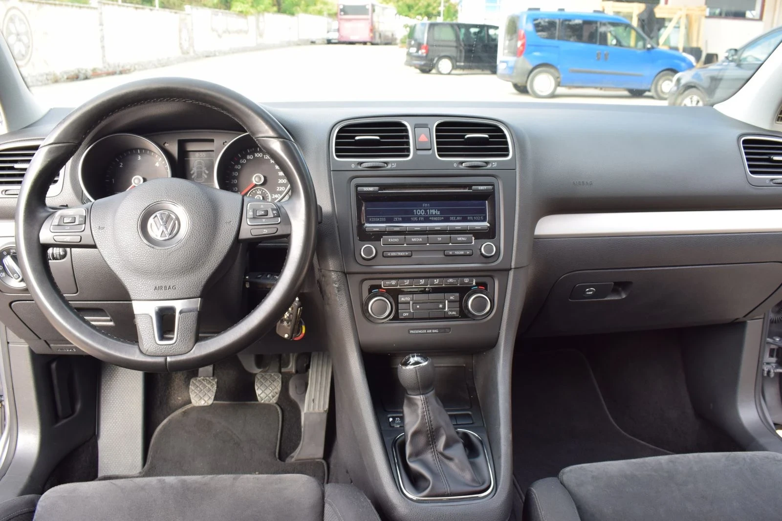 VW Golf 1.6 TDI- HIGHLINE- TOP | Mobile.bg — изображение 10
