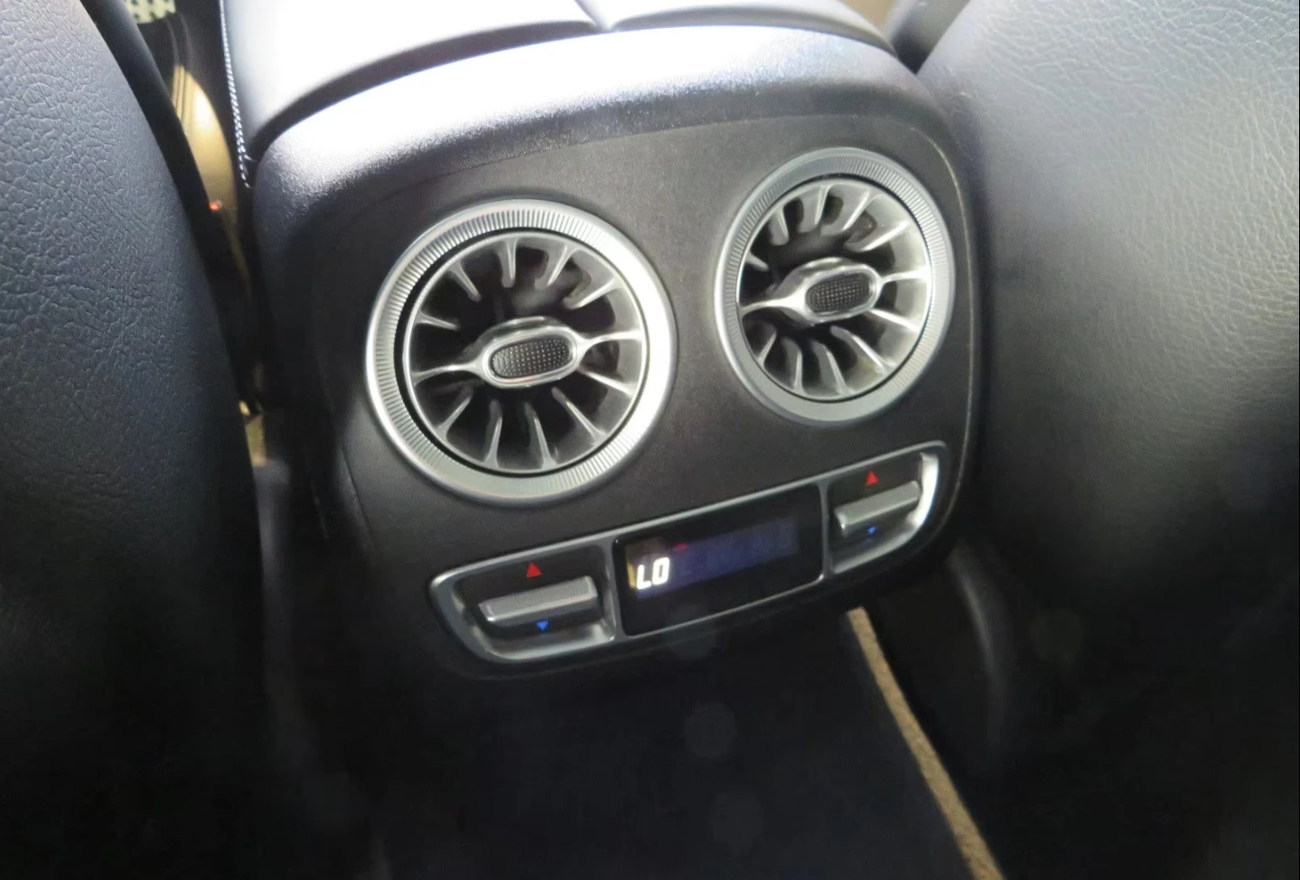 Mercedes-Benz AMG GT 43 4-door Coupe 4Matic+  - изображение 9