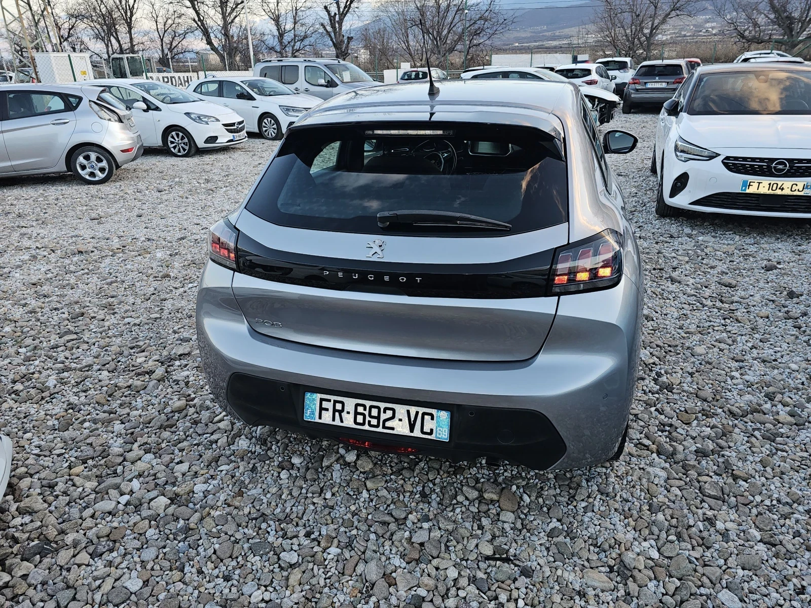 Peugeot 208  - изображение 3