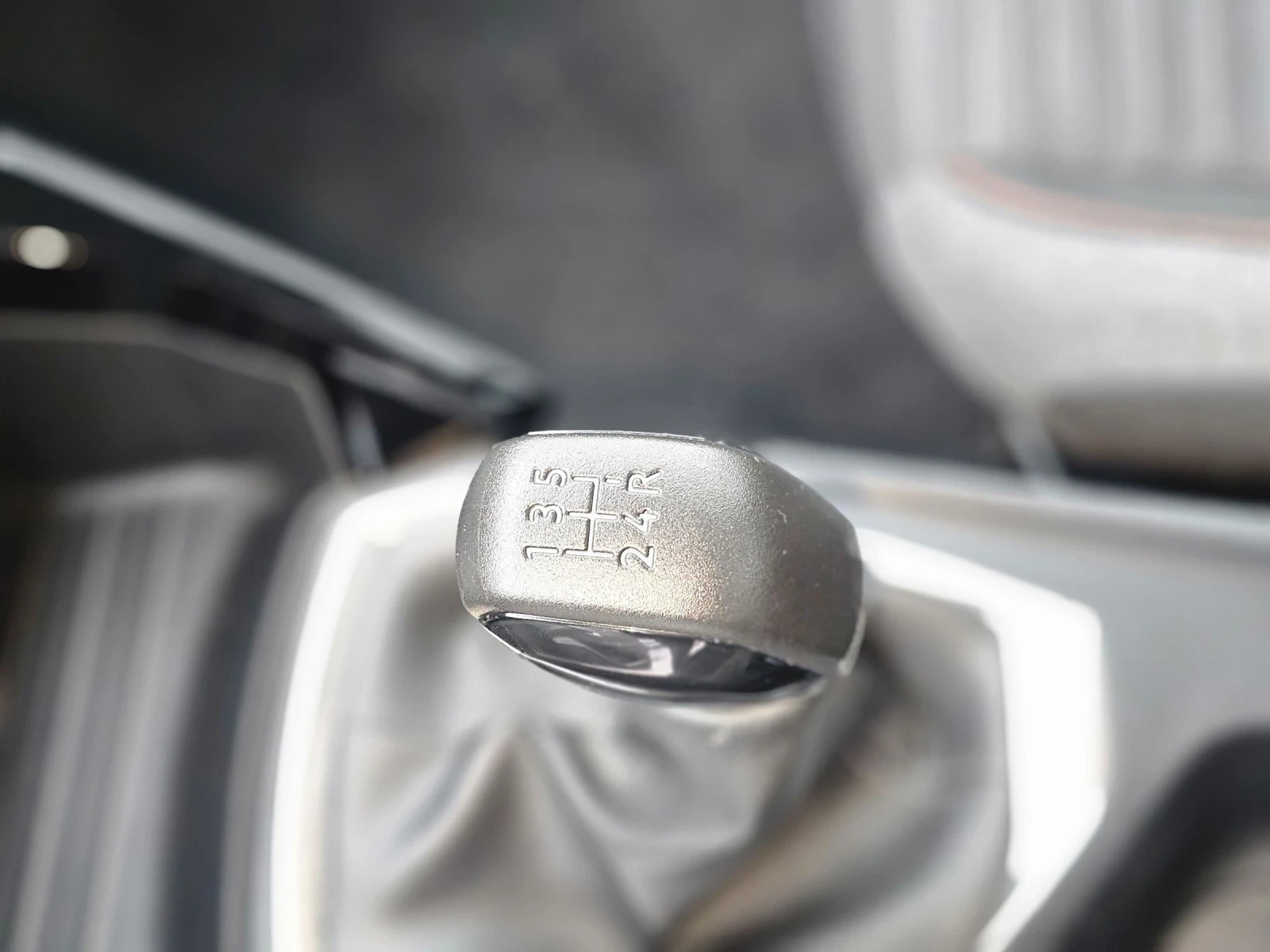 Peugeot 208 | Mobile.bg � ����������� 10