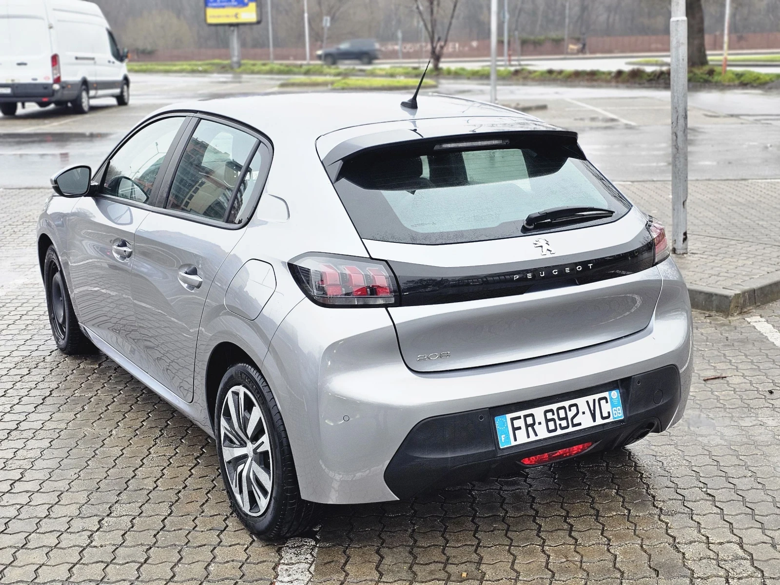 Peugeot 208 | Mobile.bg � ����������� 4