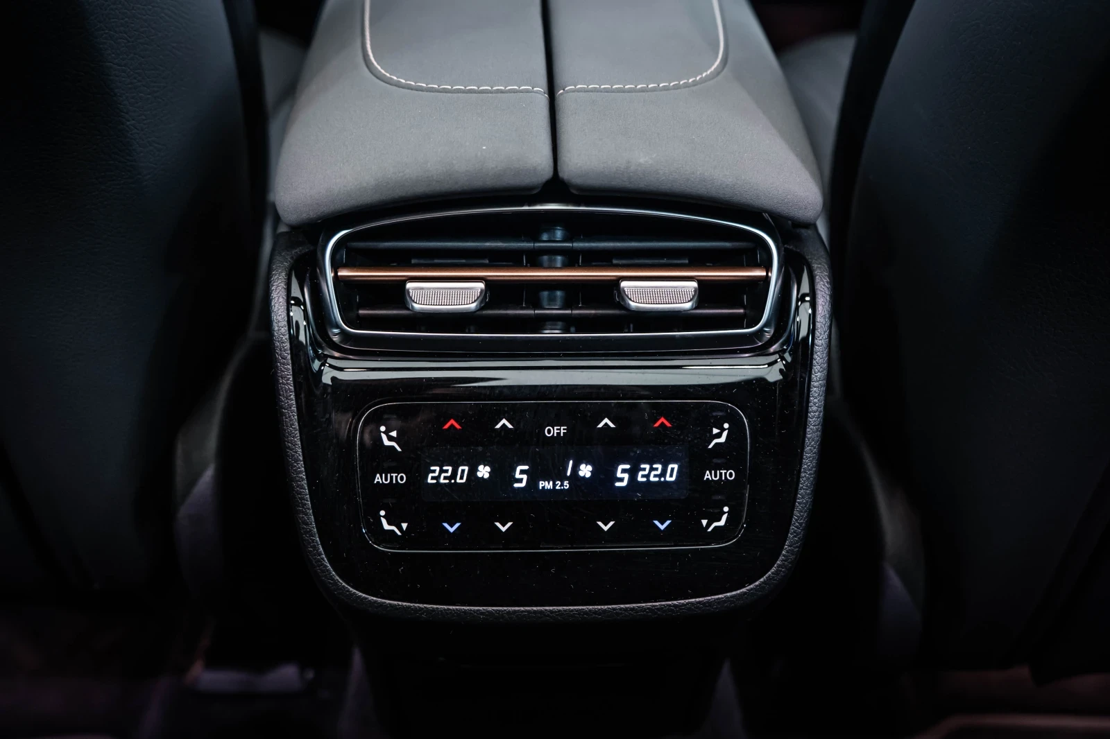 Mercedes-Benz EQS 580 4Matic SUV* Burm* pano | Mobile.bg � ����������� 17