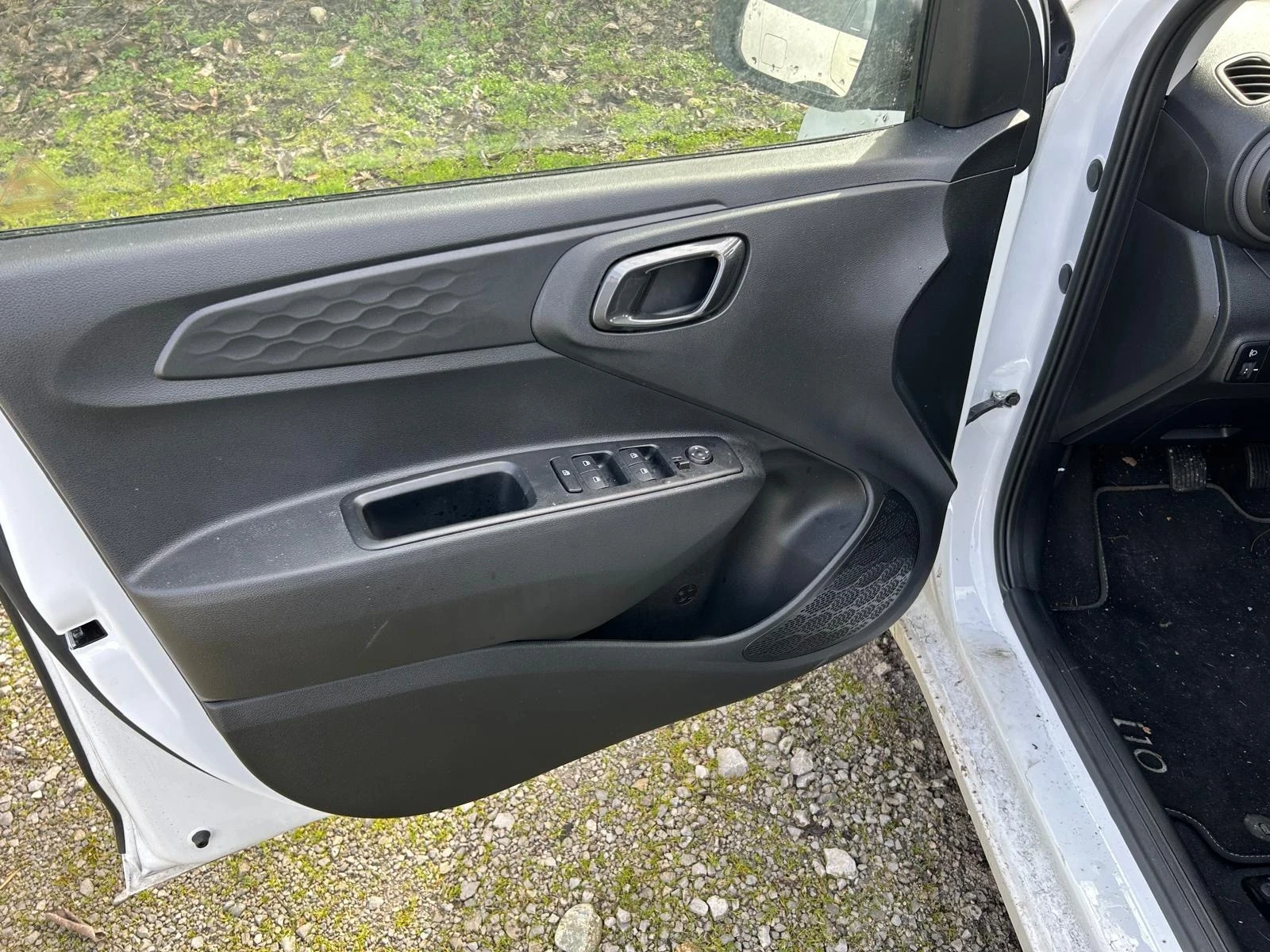 Hyundai I10 1.0 i - изображение 8