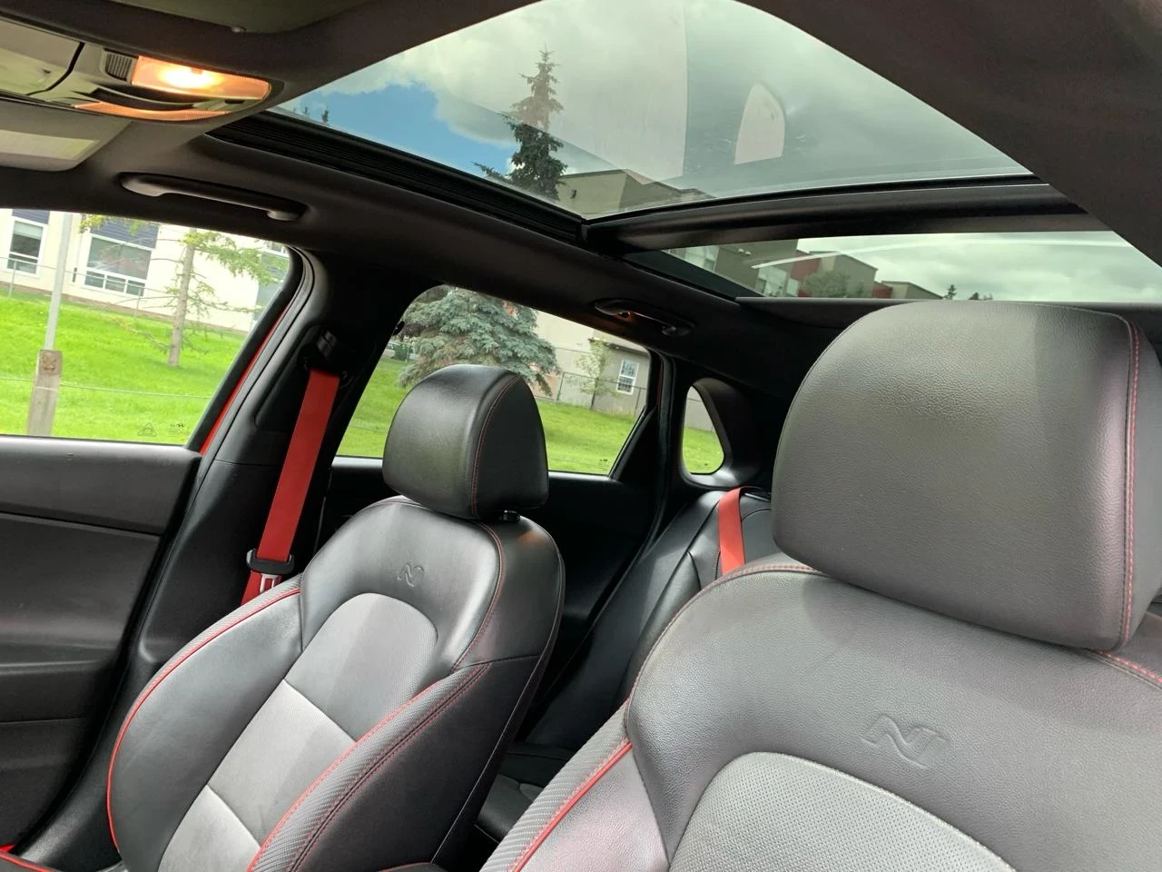 Hyundai Elantra N LINE ULTIMATE � ����������� & ���� ������ | Mobile.bg � ����������� 14