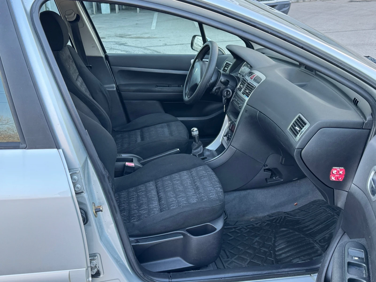 Peugeot 307 2.0HDI - изображение 10