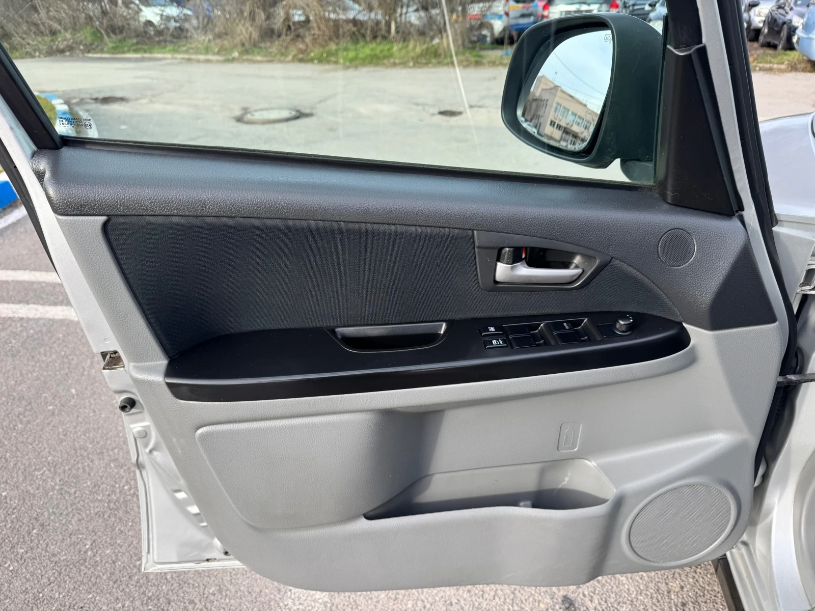 Suzuki SX4 1.6������ 4�4 | Mobile.bg � ����������� 16