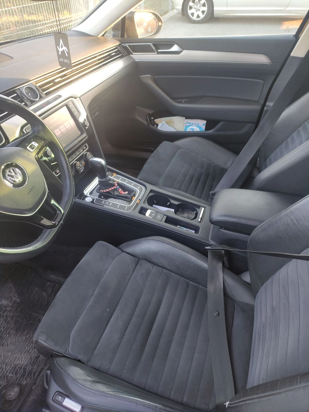 VW Passat, снимка 9 - Автомобили и джипове - 53817621