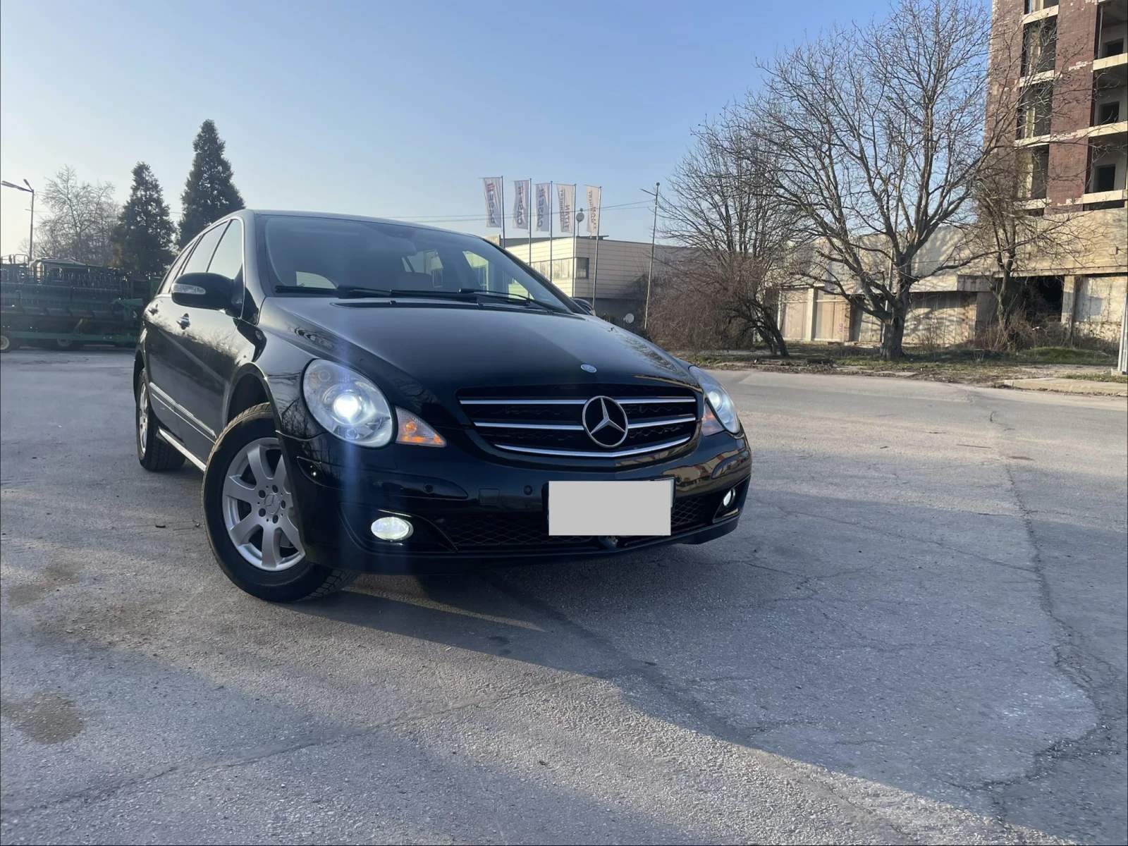 Mercedes-Benz R 320 Long, снимка 10 - Автомобили и джипове - 53850910