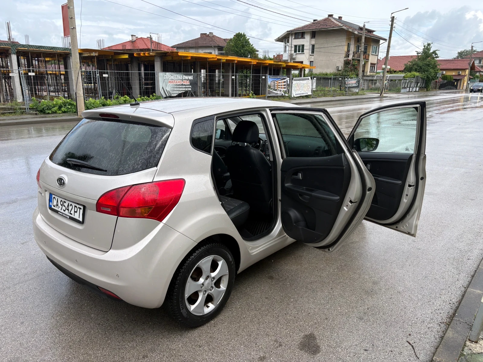 Kia Venga, снимка 16 - Автомобили и джипове - 55015391