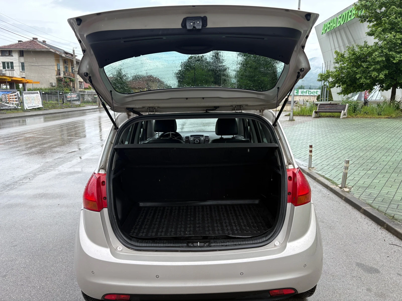 Kia Venga, снимка 3 - Автомобили и джипове - 55015391