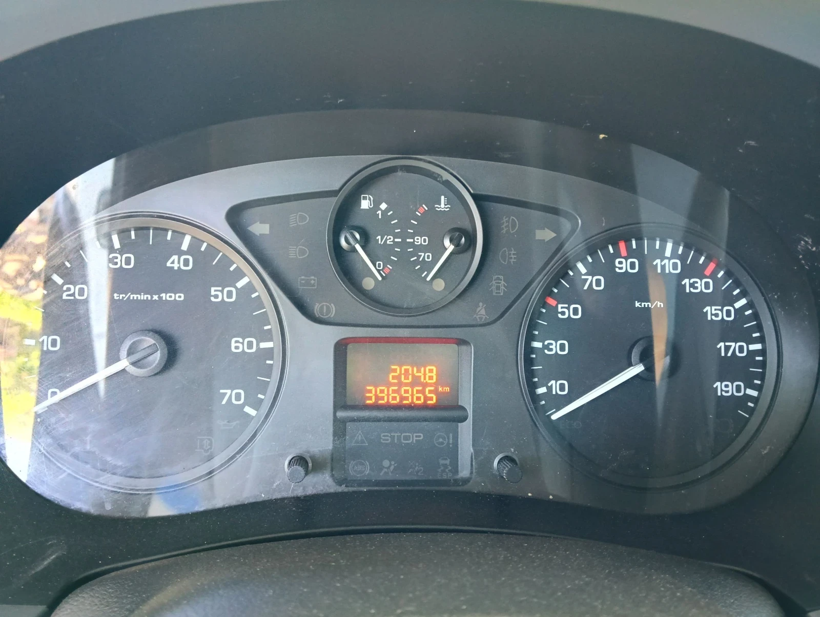 Peugeot Partner 1.6 HDI 2+ 1 места, снимка 10 - Автомобили и джипове - 55032704
