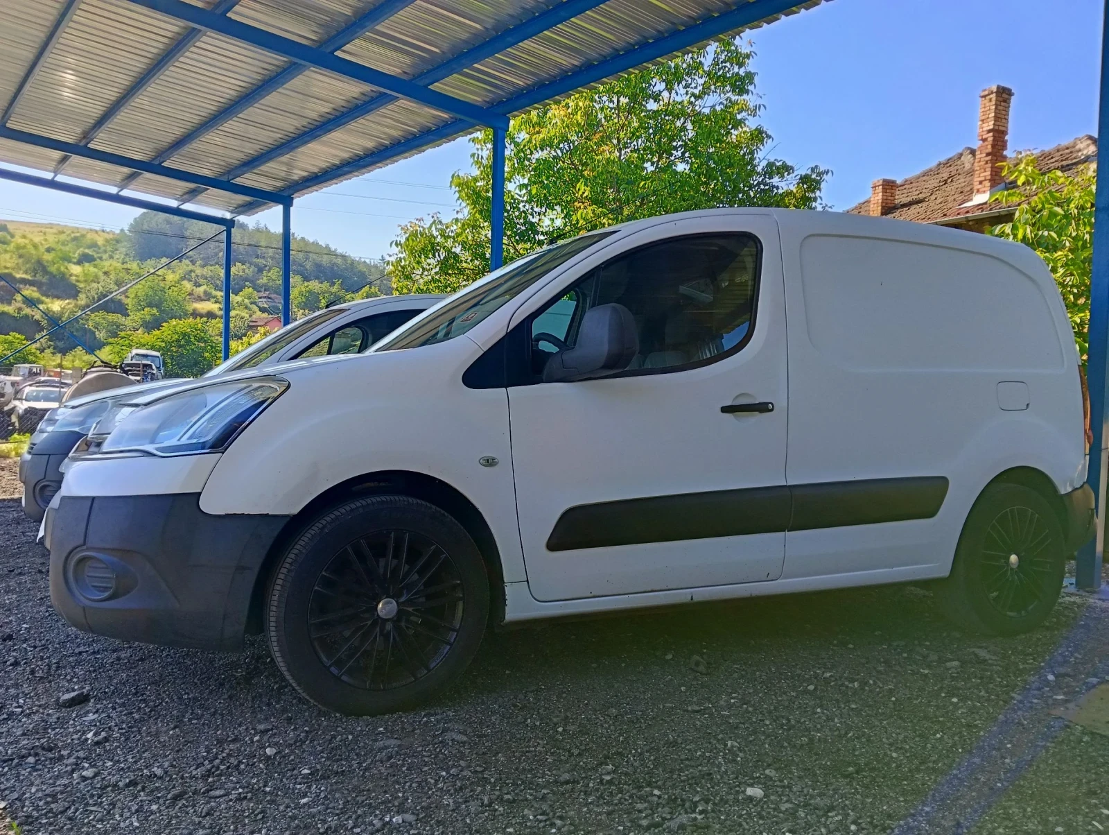 Peugeot Partner 1.6 HDI 2+ 1 места, снимка 4 - Автомобили и джипове - 55032704
