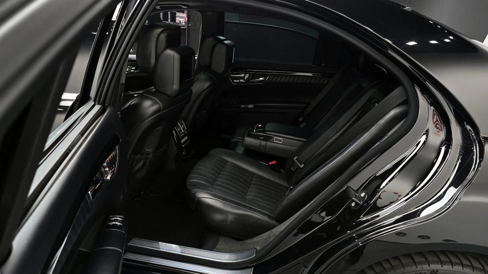Mercedes-Benz S 500 2 опции за плащане предварително / при доставка, снимка 12 - Автомобили и джипове - 55070157