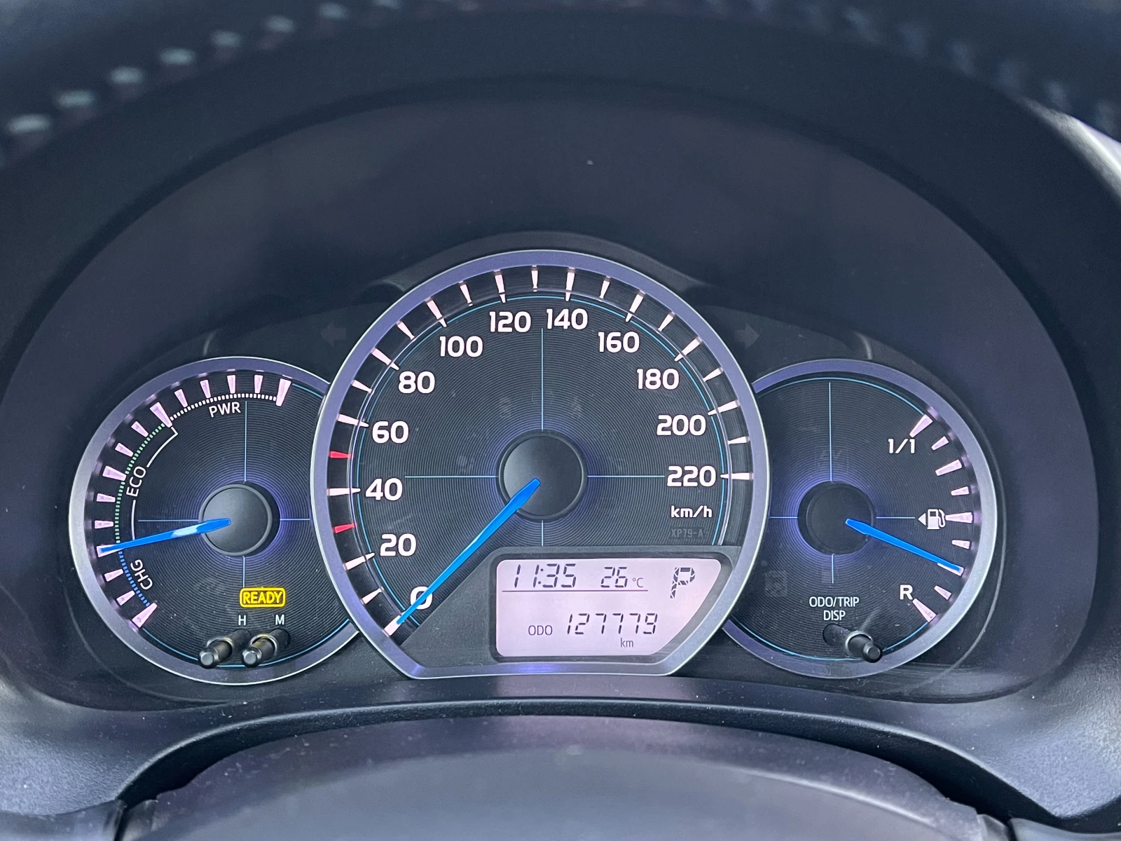 Toyota Yaris Hybrid 127000km ТОП СЪСТОЯНИЕ, снимка 15 - Автомобили и джипове - 55131082