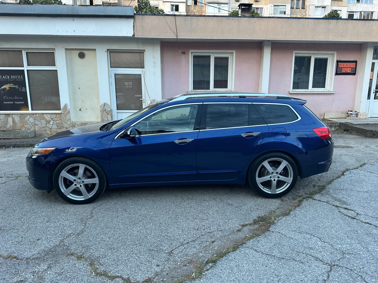 Honda Accord 2.4 Executive Advanced Safety Pack , снимка 5 - Автомобили и джипове - 55250224