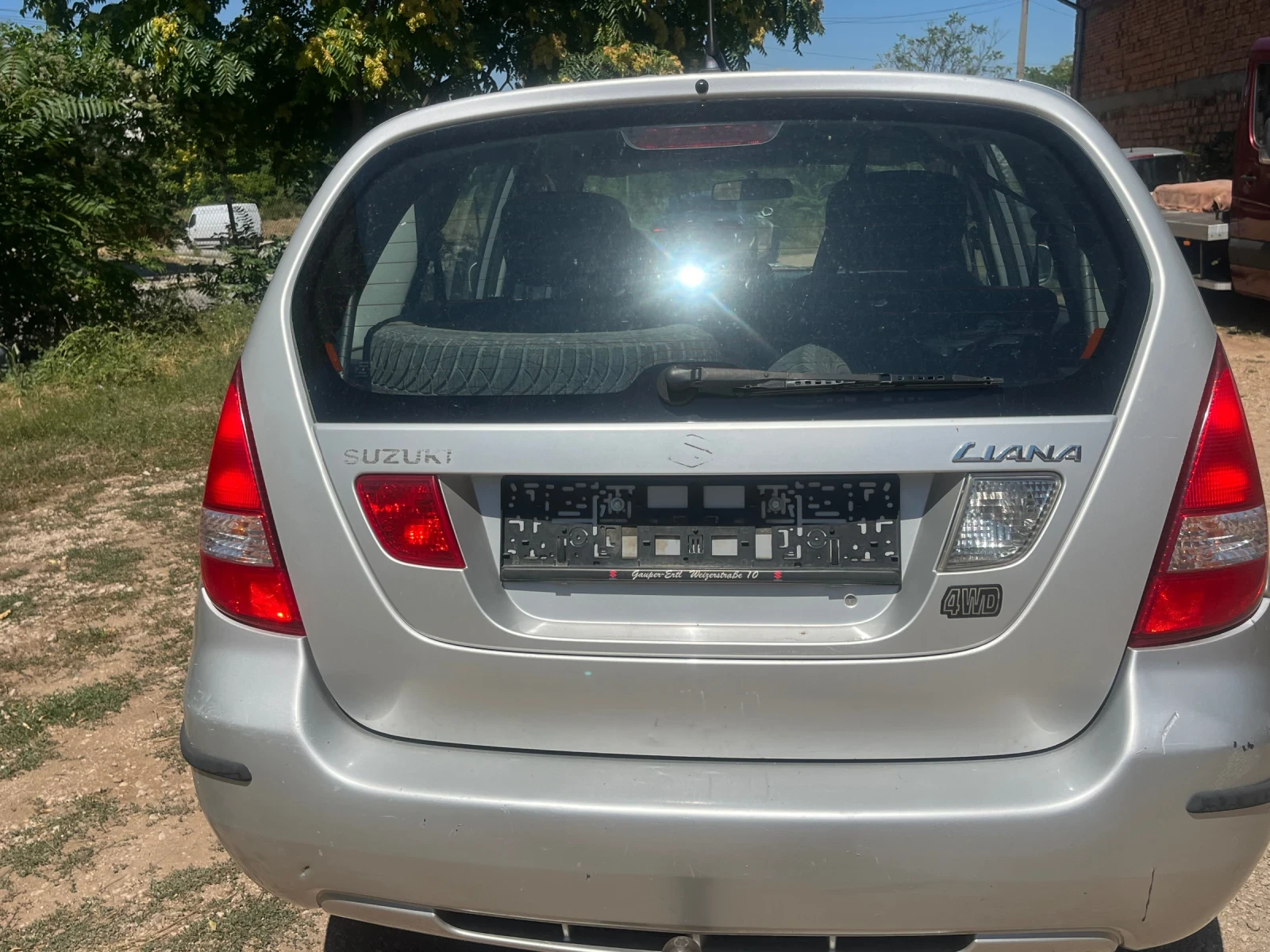 Suzuki Liana 1.6i 4X4 КЛИМАТИК РАБОТИ 135000 КМ, снимка 4 - Автомобили и джипове - 55502947