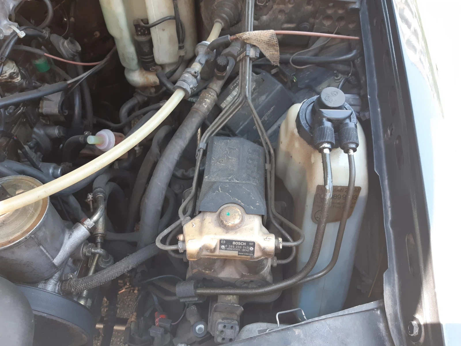 Mercedes-Benz 124 300 TD, снимка 14 - Автомобили и джипове - 56068340