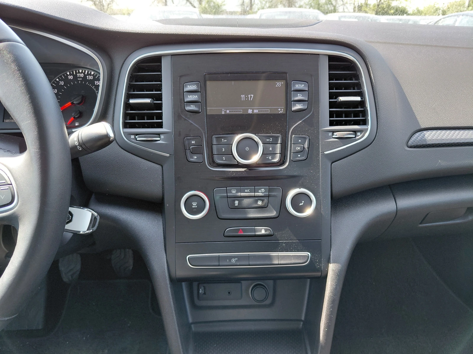 Renault Megane 1.3TCe/40к.с/Life, снимка 11 - Автомобили и джипове - 56313161