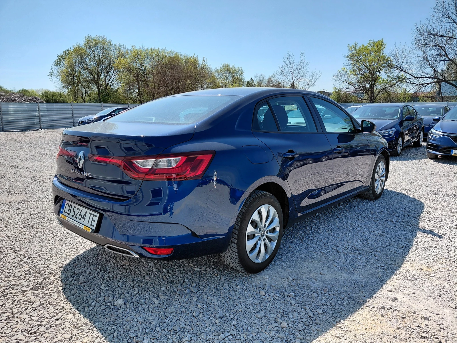 Renault Megane 1.3TCe/40к.с/Life, снимка 8 - Автомобили и джипове - 56313161