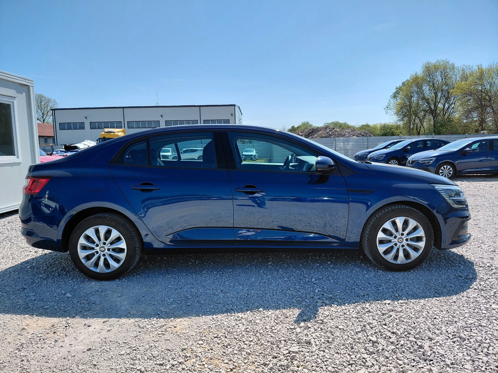 Renault Megane 1.3TCe/40к.с/Life, снимка 5 - Автомобили и джипове - 56313161