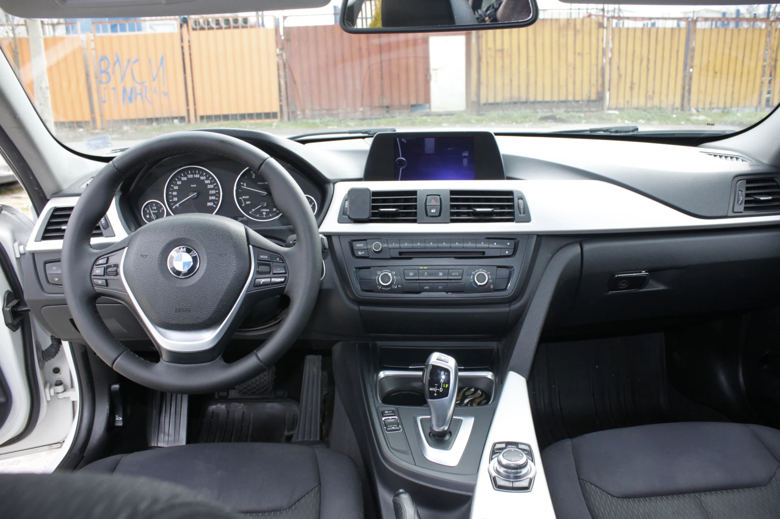 BMW 316 d* АВТОМАТ* , снимка 9 - Автомобили и джипове - 56357071