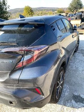 Toyota C-HR | Mobile.bg    9