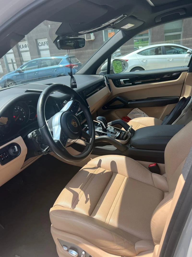 Porsche Cayenne, снимка 4 - Автомобили и джипове - 47339846