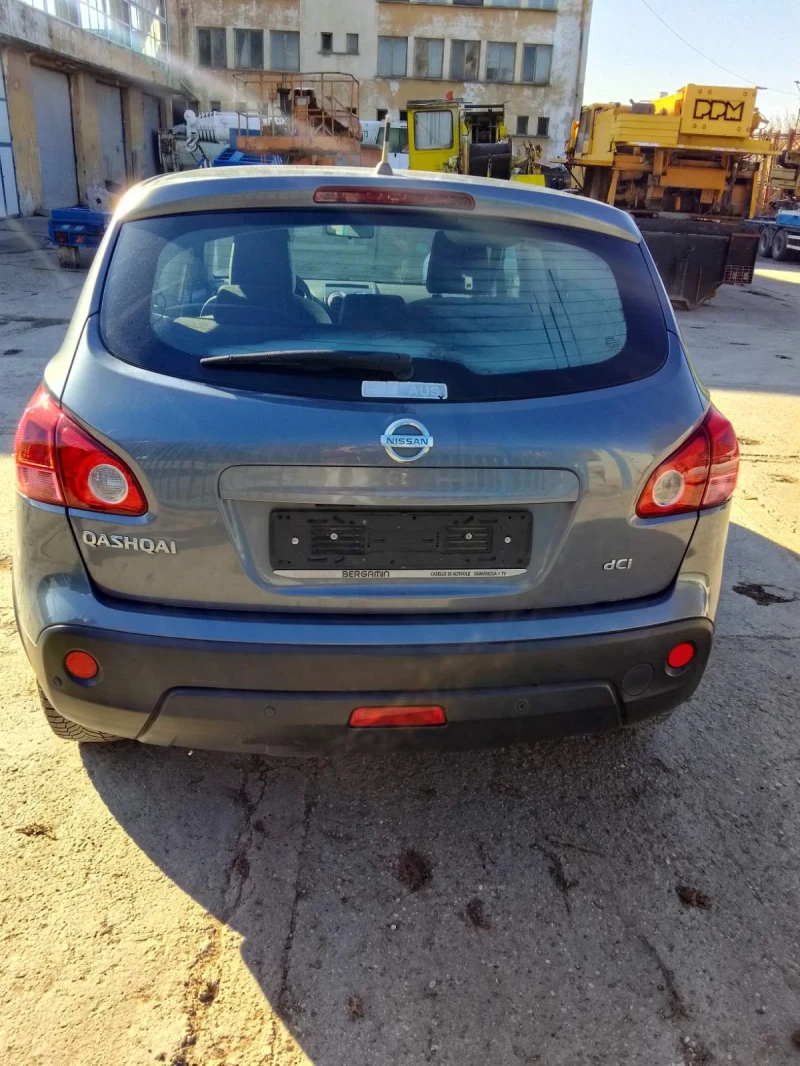 Nissan Qashqai 1.5DCI , снимка 4 - Автомобили и джипове - 48001622