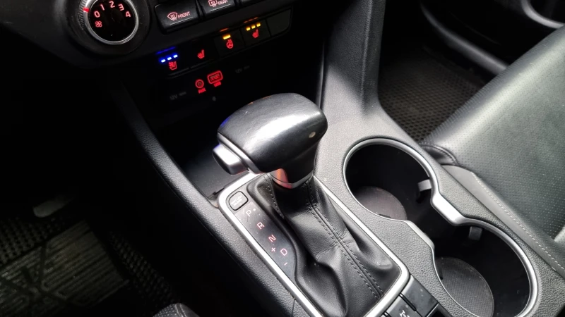 Kia Sportage 2.0 4WD NOBLESSE autogeorge.com , снимка 8 - Автомобили и джипове - 52176779