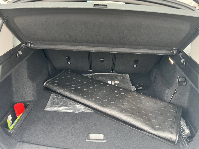 BMW X1, снимка 11 - Автомобили и джипове - 53072514