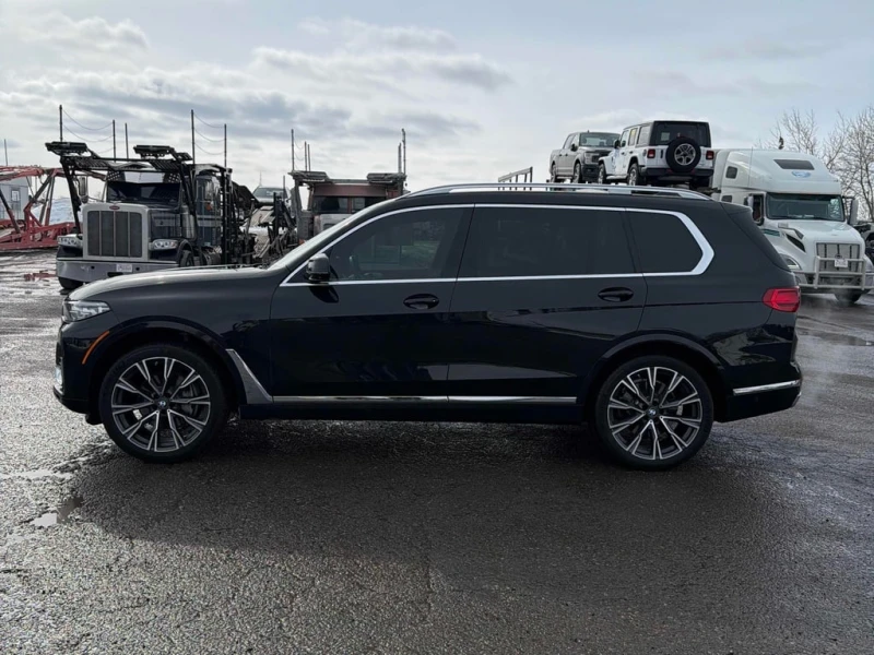 BMW X7 xDrive40i  CARFAX, снимка 2 - Автомобили и джипове - 53464784