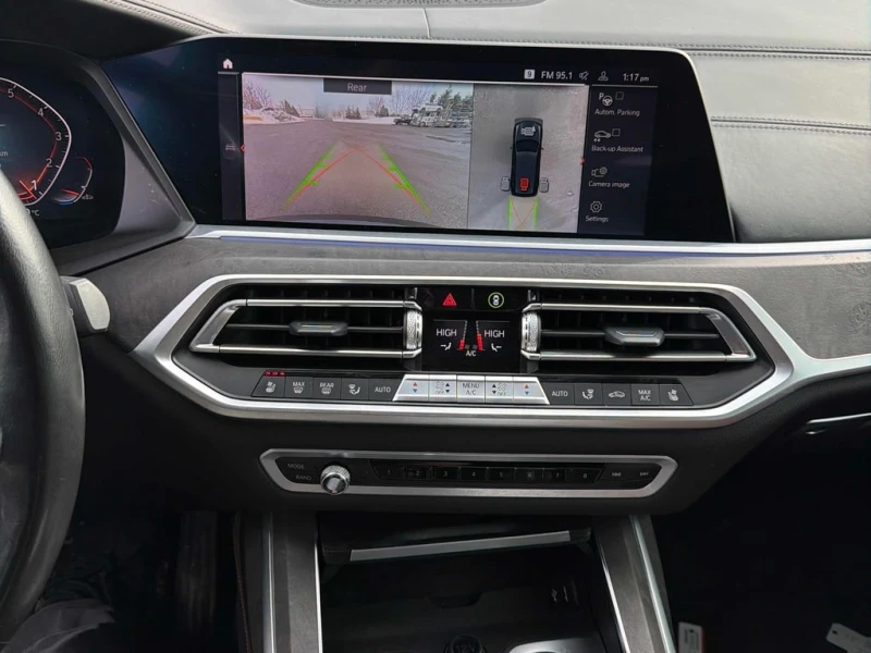 BMW X7 xDrive40i  CARFAX, снимка 9 - Автомобили и джипове - 53464784