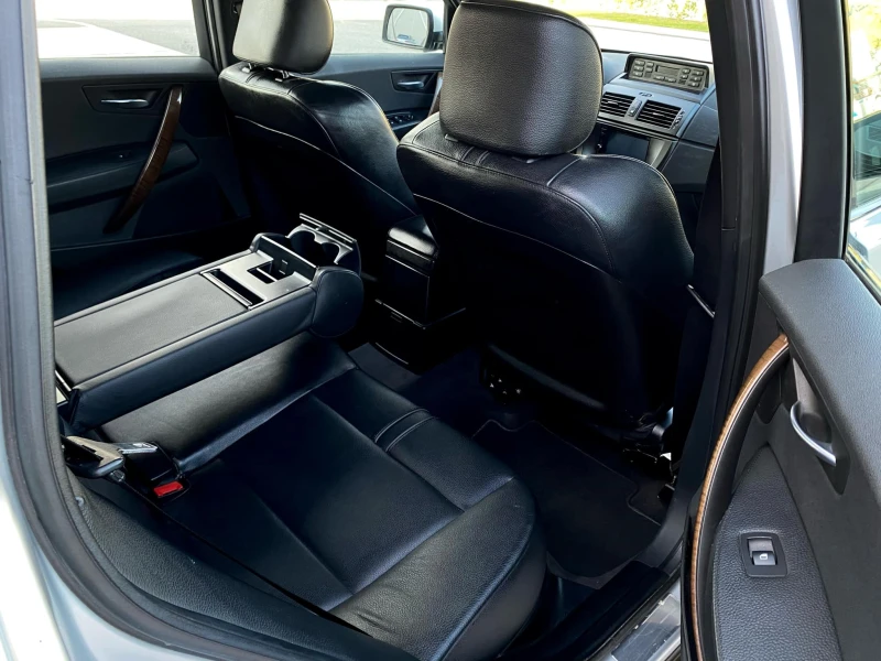 BMW X3 3.0D Автомат/xDrive/Панорама/Спорт Пакет, снимка 11 - Автомобили и джипове - 53585569