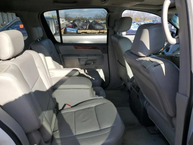 Infiniti QX56 5.6L 8 All wheel drive - изображение 3