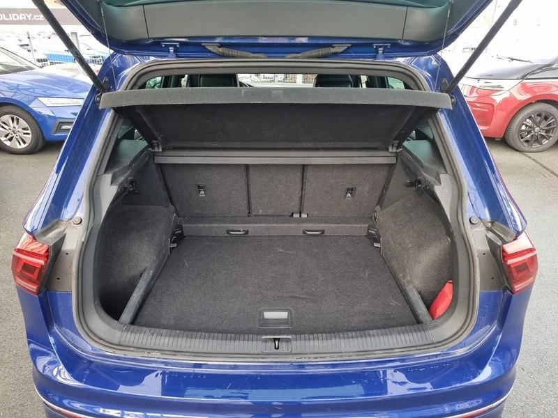 VW Tiguan 2.0 TSI R-Line 4 Motion, снимка 17 - Автомобили и джипове - 54054870