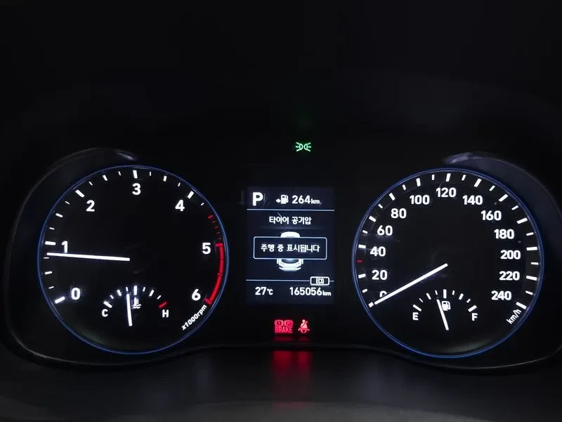 Hyundai Kona, снимка 8 - Автомобили и джипове - 55652529