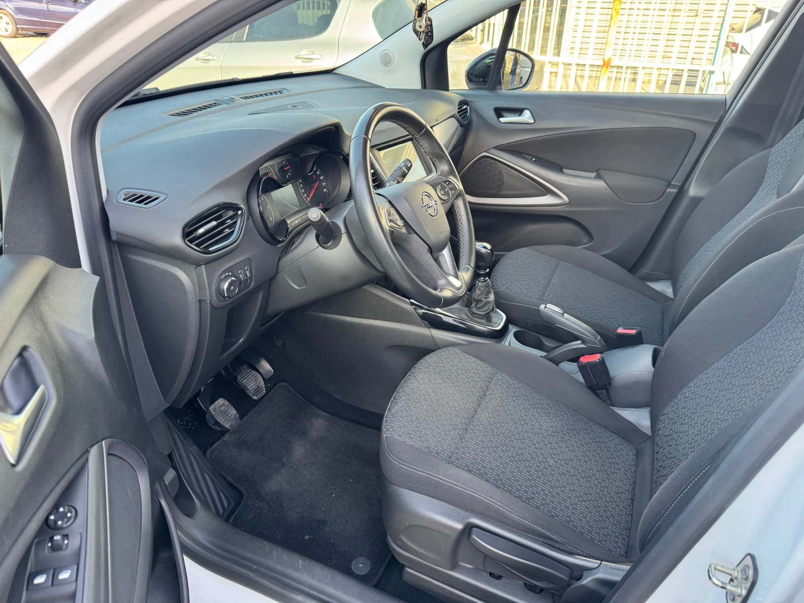 Opel Crossland X  - изображение 4