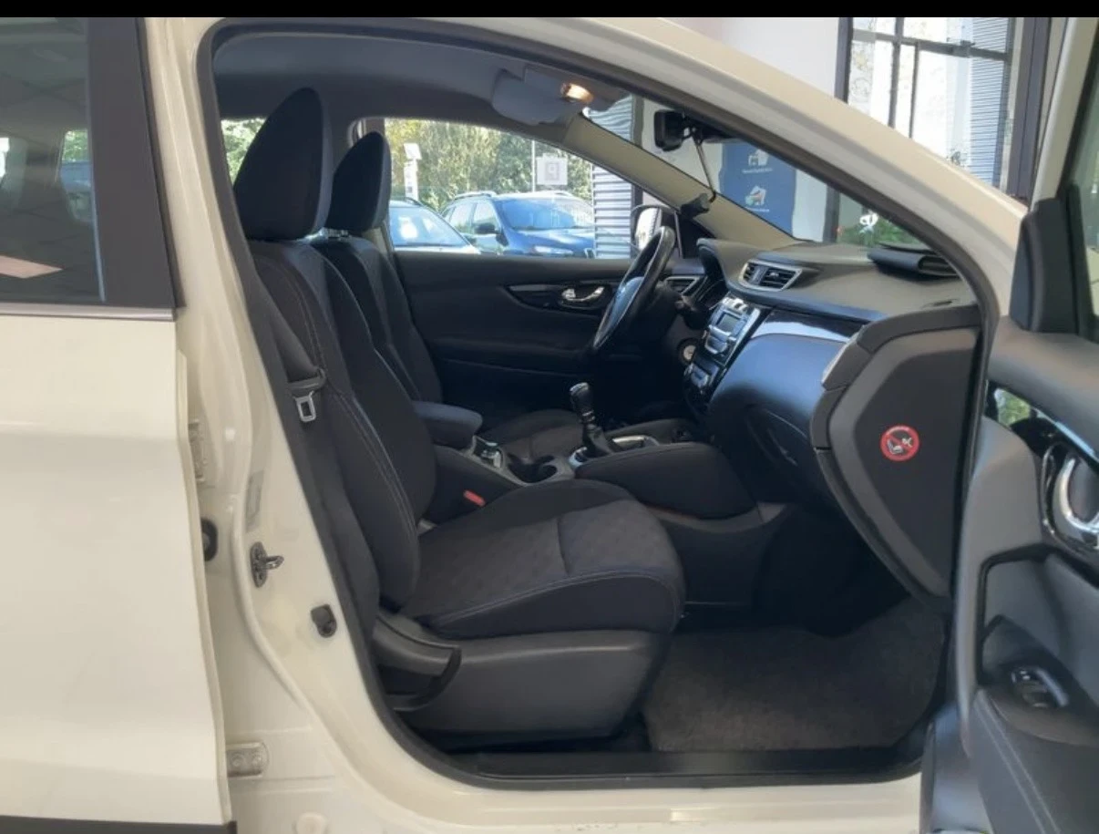Nissan Qashqai 1.5D/РЕАЛНИ 155х.км./СЕРВИЗНА ИСТОРИЯ/ - изображение 9