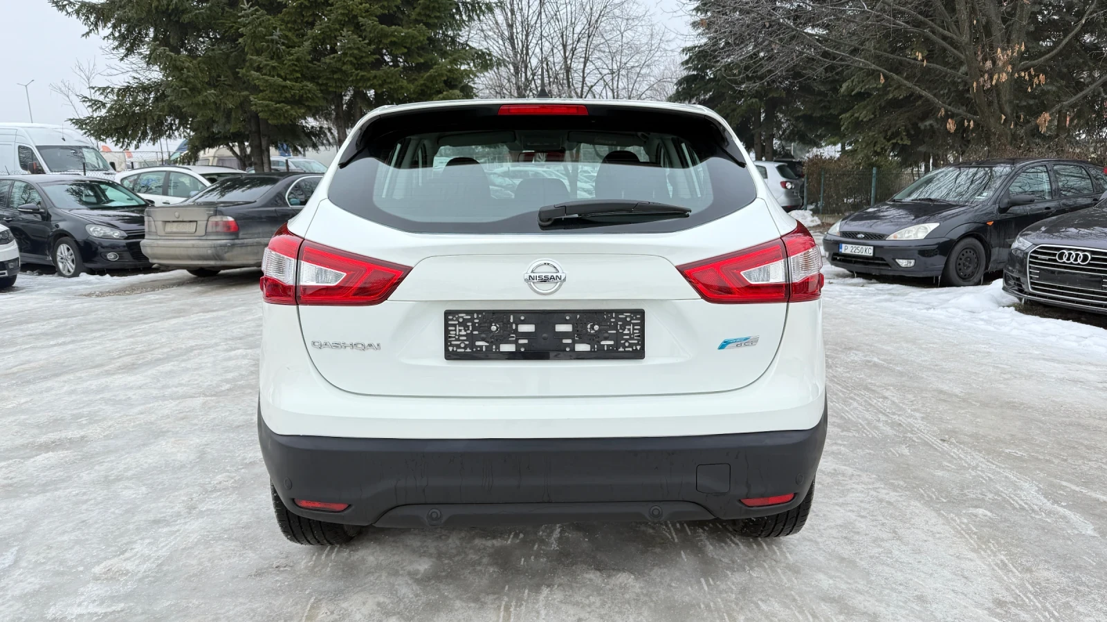 Nissan Qashqai 1.5D/РЕАЛНИ 155х.км./СЕРВИЗНА ИСТОРИЯ/ - изображение 5